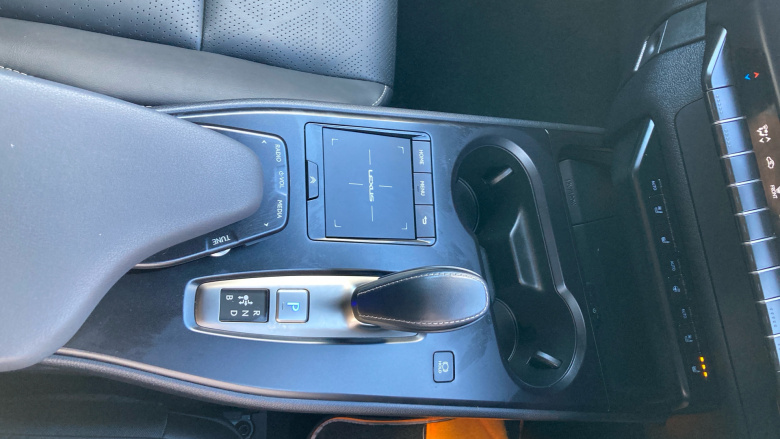 Lexus UX 300e 150kW 54.3 kWh 5dr E-CVT Electric Hatchback